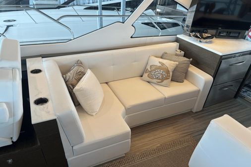 Cruisers Yachts 50 Cantius image