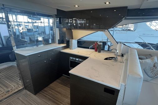 Cruisers Yachts 50 Cantius image