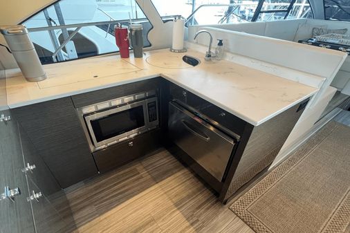 Cruisers Yachts 50 Cantius image