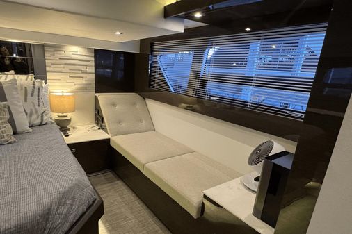 Cruisers Yachts 50 Cantius image