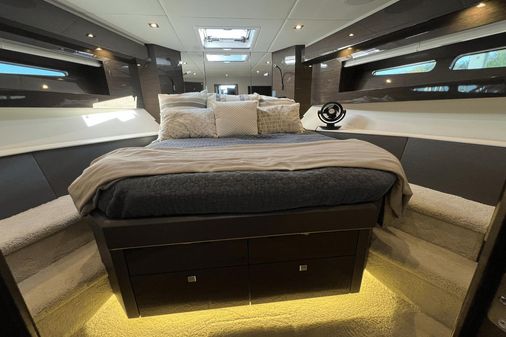 Cruisers Yachts 50 Cantius image