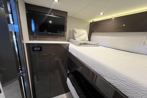 Cruisers Yachts 50 Cantius image