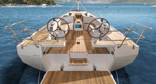 Bavaria C42 image