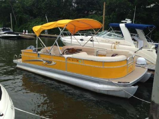 Bennington 2250GCW - main image