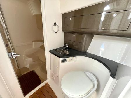 Intrepid 430 Sport Yacht image