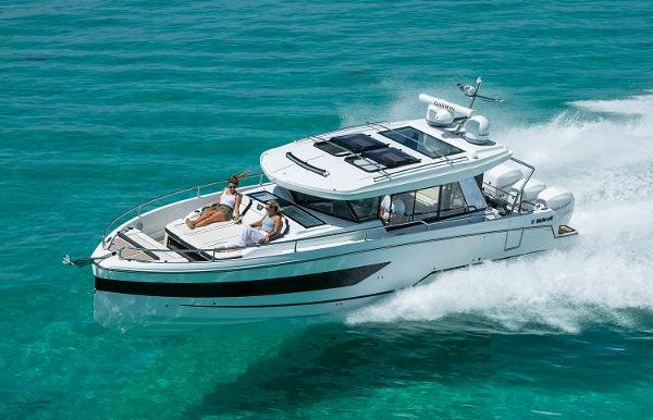 2023 Wellcraft 355