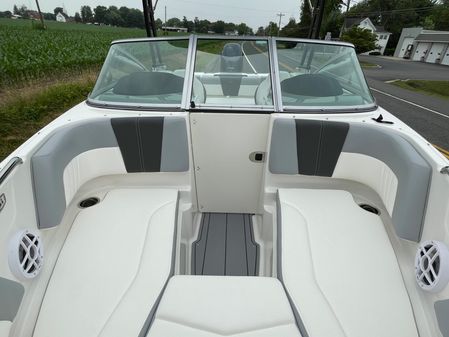 Chaparral 21 SSi OB image