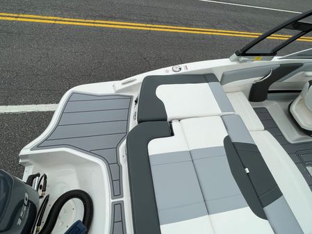 Chaparral 21 SSi OB image