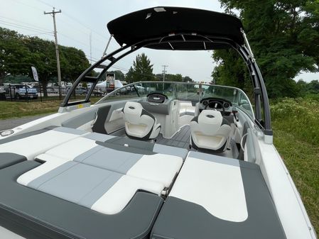 Chaparral 21 SSi OB image