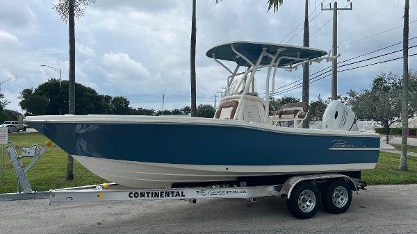 Pioneer 220 Bay Sport 