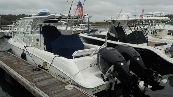 Boston Whaler 320 Outrage Cuddy Cabin