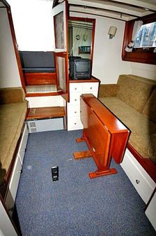 Stephens REPOWERED-BRIDGEDECK-CRUISER image