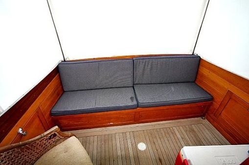 Stephens REPOWERED-BRIDGEDECK-CRUISER image
