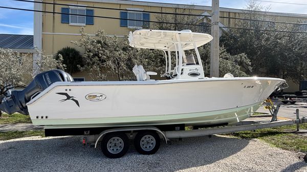 Sea Hunt Gamefish 27 