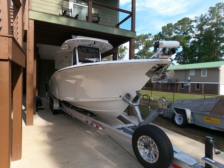 Sea Hunt Gamefish 30 Forward Seating image