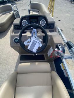 Ranger Reata 220C image