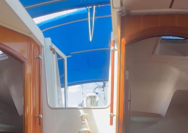 Beneteau 393 image