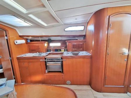 Beneteau 393 image