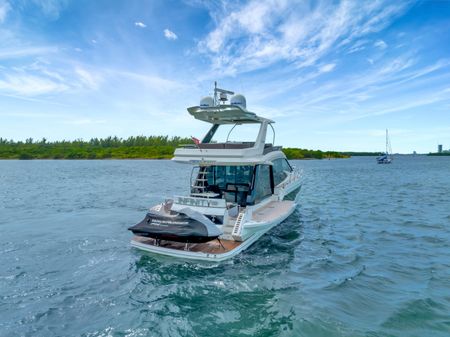 Galeon 500 Fly image