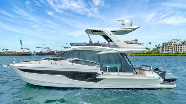 Galeon 500 Fly 