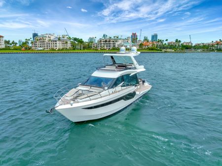 Galeon 500 Fly image