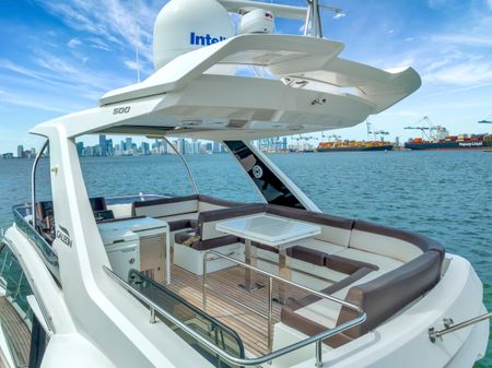 Galeon 500 Fly image