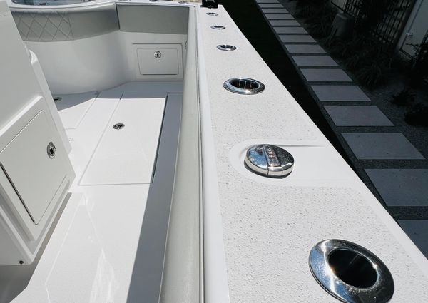 Onslow-bay 27-CENTER-CONSOLE image