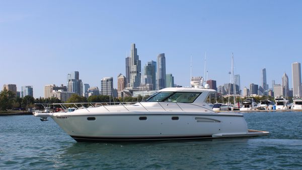 Tiara Yachts 4400 Sovran 