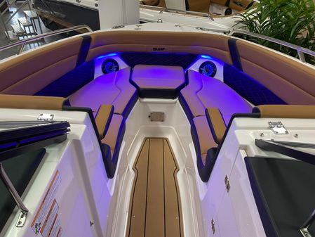 Chaparral 26-SURF image