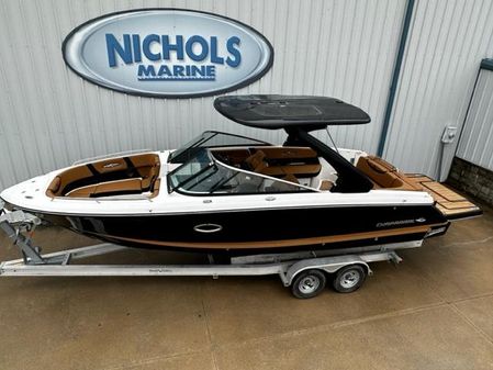 Chaparral 30 Surf image
