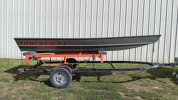 Tracker Grizzly 1436 Utility 