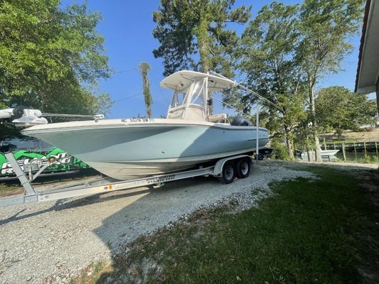 Pioneer 222 Sportfish - main image
