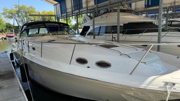 Sea Ray 450 Sundancer 