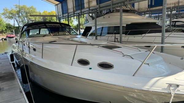 Sea Ray 450 Sundancer