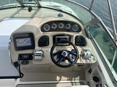 Sea Ray 320 Sundancer image