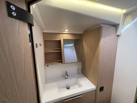 Beneteau Oceanis image