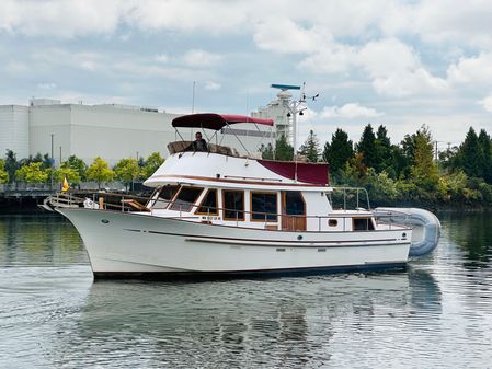 Hershine AFT-CABIN image