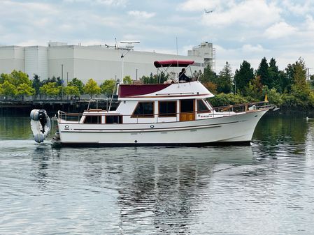 Hershine AFT-CABIN image