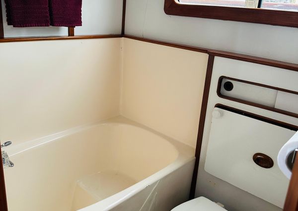 Hershine AFT-CABIN image