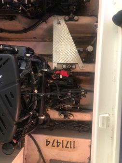 Sea Ray 390 Sundancer image