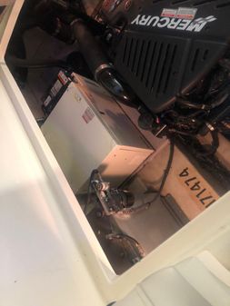 Sea Ray 390 Sundancer image