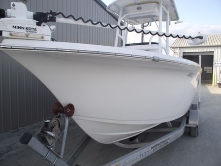 Sea-pro 219-CENTER-CONSOLE image