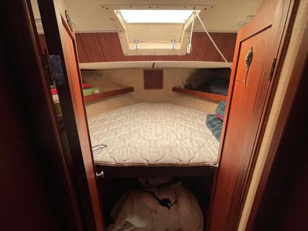 Uniflite Aft Cabin image