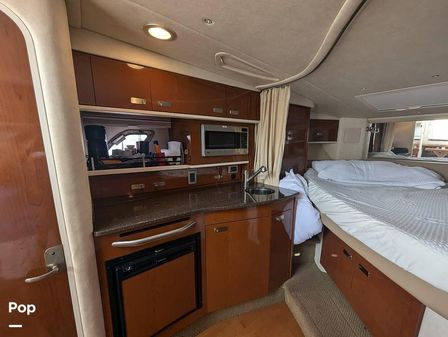 Sea Ray 330 Sundancer image