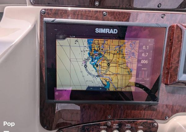 Sea Ray 330 Sundancer image