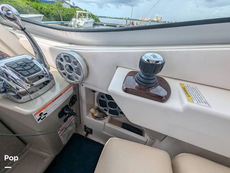 Sea Ray 330 Sundancer image