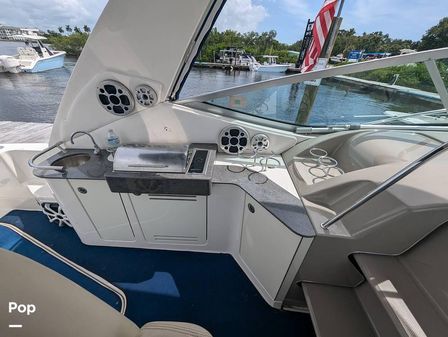 Sea Ray 330 Sundancer image