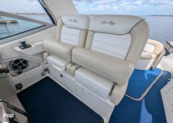 Sea Ray 330 Sundancer image