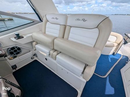 Sea Ray 330 Sundancer image