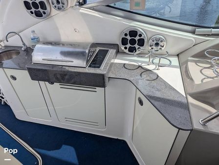 Sea Ray 330 Sundancer image